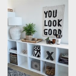 Stor KVADRAT reol med 4 rum - hvidmalet birk